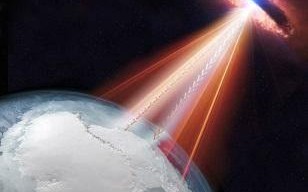伽马射线暴可摧毁50光年内所有生物，8.6光年外的天狼星正酝酿危机