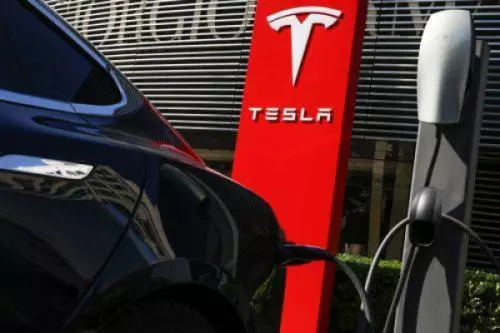 特斯拉超比亚迪，成全球最大电动车制造商-第1张图片-IT新视野