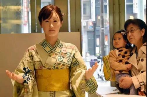 日本女性机器人为何如此火爆，原来是她有3项“专享服务”-第2张图片-IT新视野
